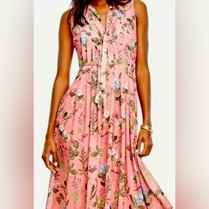 Ann Taylor Floral pleated midi dress. Size 4